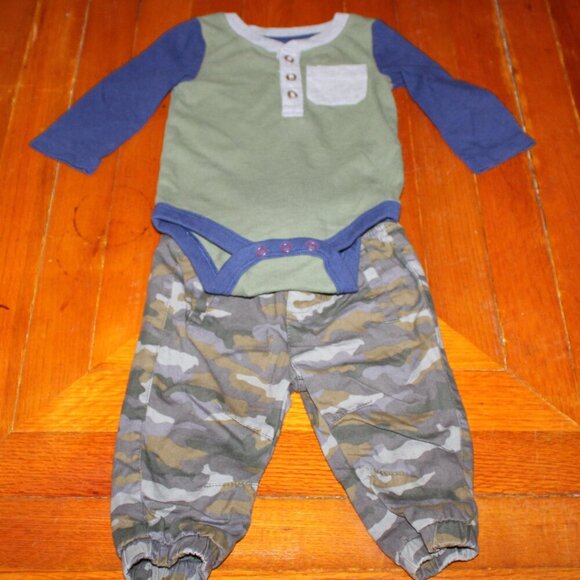 Baby Boy Outfit Bundle - 3-6 Months - Cat & Jack & More - 6 Piece Wardrobe Lot - Picture 4 of 8